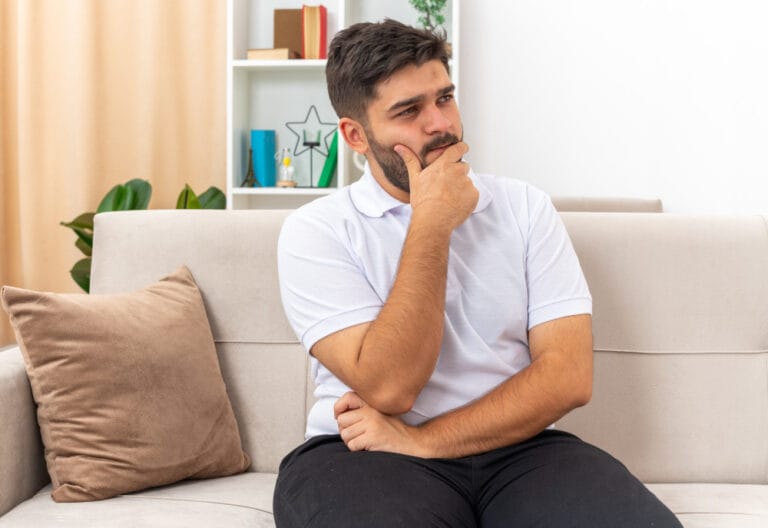 Você sabe a diferença entre absorção do som e isolamento acústico?